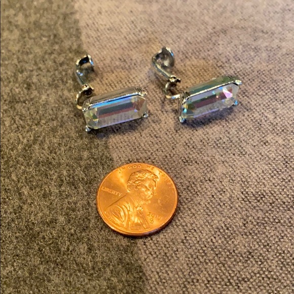 Cora Vintage Sparkly Silvertone Clip Earrings WOW! - Picture 3 of 6